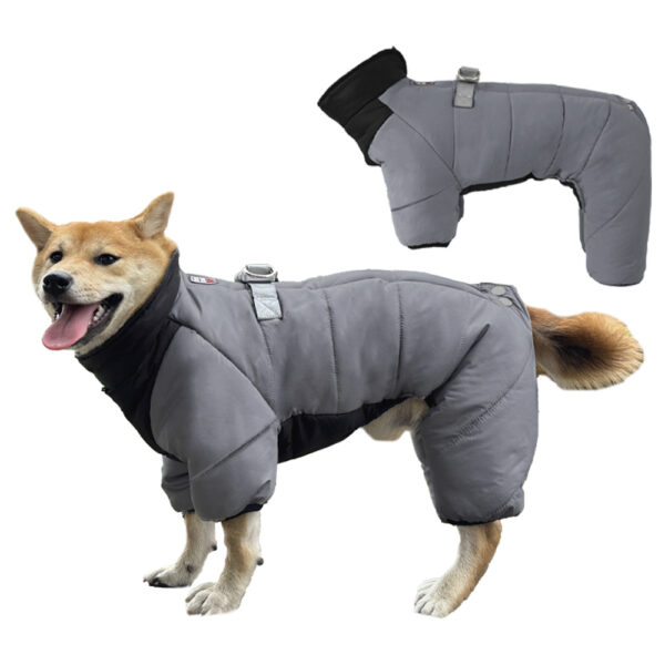Four-legged padded jacket