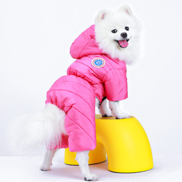 Four-legged padded jacket