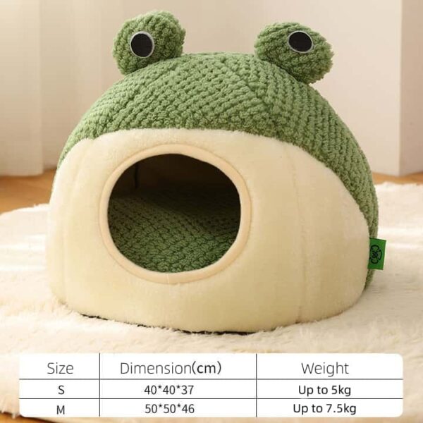Frog shaped pet kennel