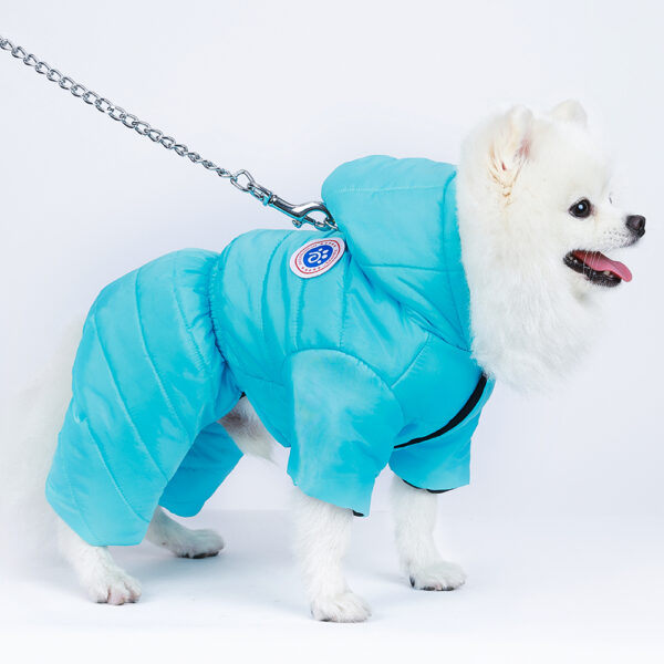 Four-legged padded jacket