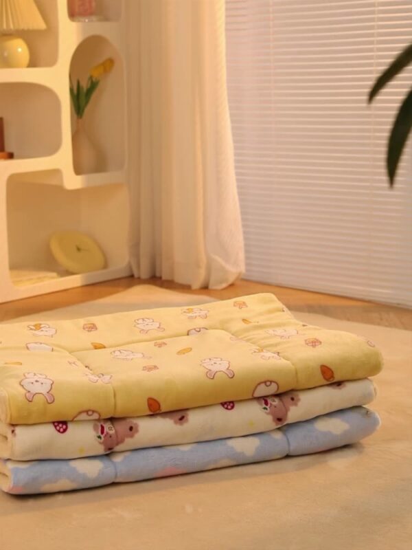 Pet Pad for Winter Cat Blanket Dog Quilt