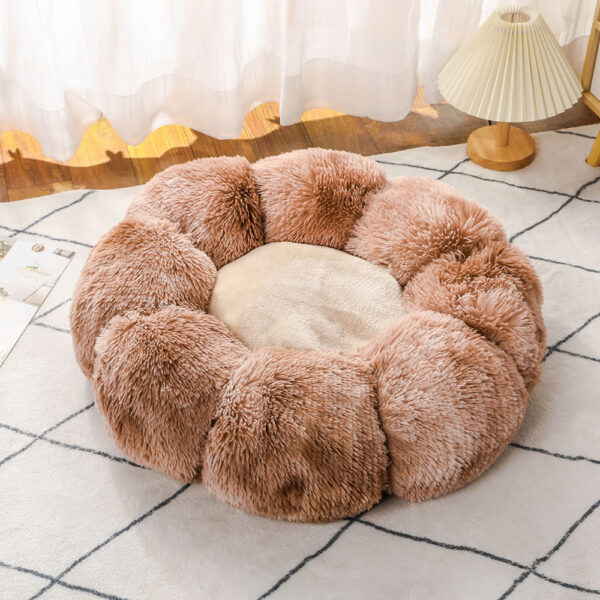 Colorful Long-Pile Plush Pet Nest in Petal Shape