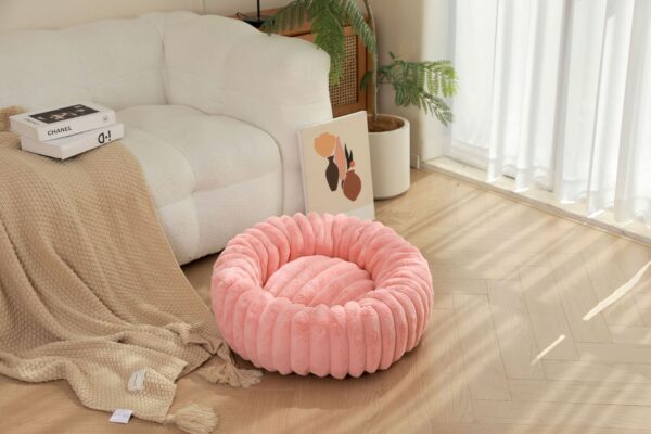 Faux Rabbit Fur High Gram Weight Straight Strip Pet Bed Mat