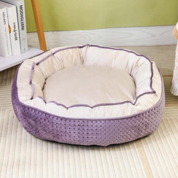 Embossed Hand - sewn Round Pet Bed