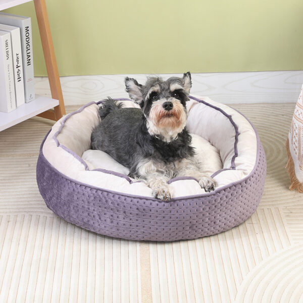 Embossed Hand - sewn Round Pet Bed