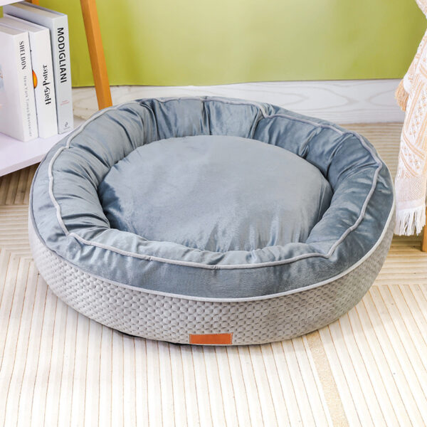 Embossed Hand - sewn Round Pet Bed