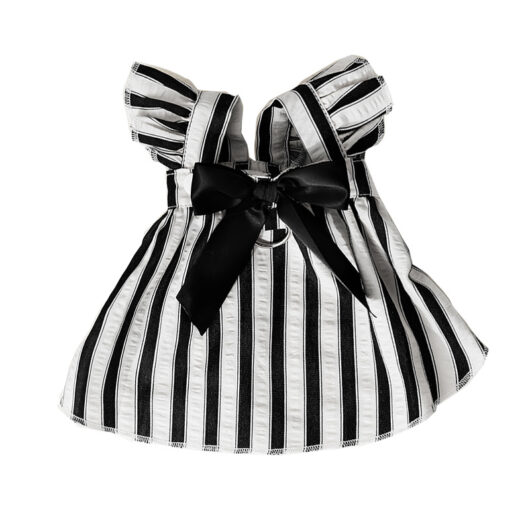princess Hepburn-style dress with large bowknots and stripes